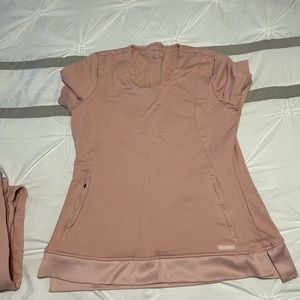 Jaanuu scrub set blushing pink / rose gold size Large